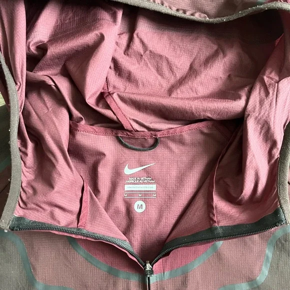 Nike X Undercover Gyakusou hooded Light weight Jacket - Picture 4 of 7